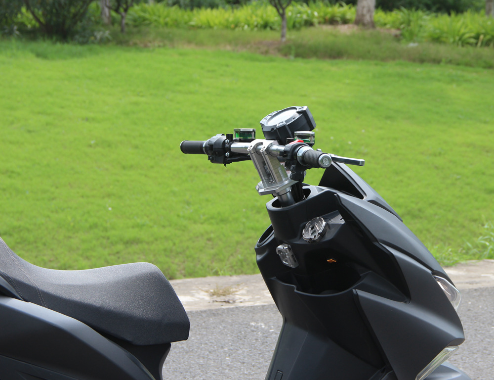 出口T9電動摩托車 大功率酷車 電瓶車生產廠家